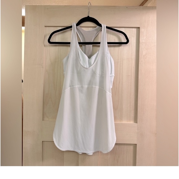 lululemon athletica Tops - GUC Lulu size 12 workout tank w bra attached